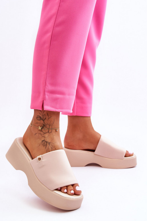 Femminile Pantofole con una piattaforma beige Carmela