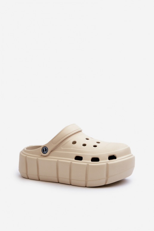 Pantofole leggere Pantofole da donna con una piattaforma beige Itubia