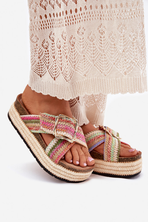 Pantofole da donna con una piattaforma Con treccia I Złotą con fibbie Colori differenti Filazzia
