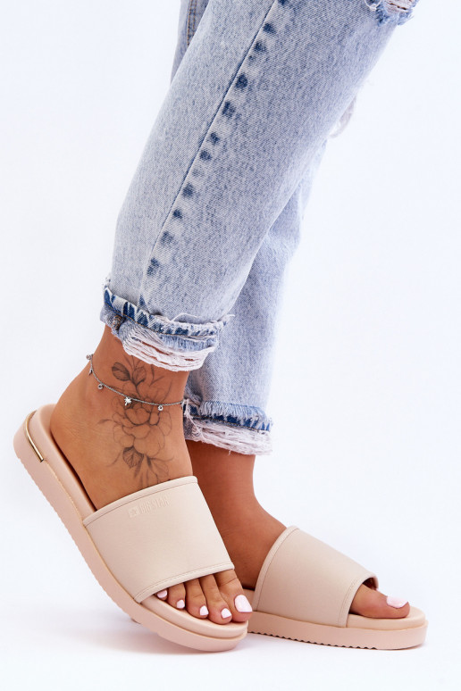 Femminile Pantofole con una piattaforma Big Star LL274933 beige