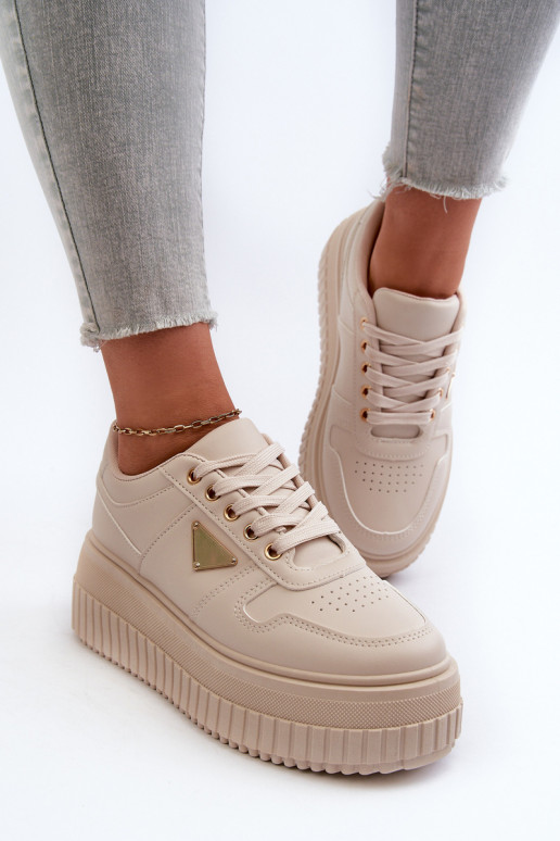 Scarpe modello sneakers Femminile in ecopelle con una piattaforma colore avorio Chrisstin
