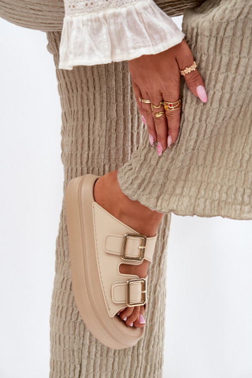 Pantofole da donna con una piattaforma Ze colore doratomi con fibbiemi beige Zorila