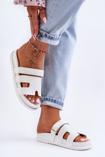 Elegantello classico Pantofole da donna Colore bianco Molie