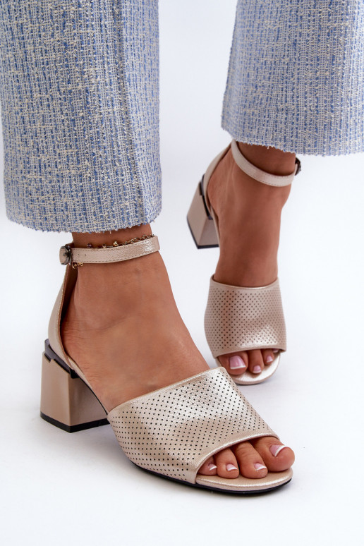 Sandali da donna con i tacchi in ecopelle colore dorato Horissa