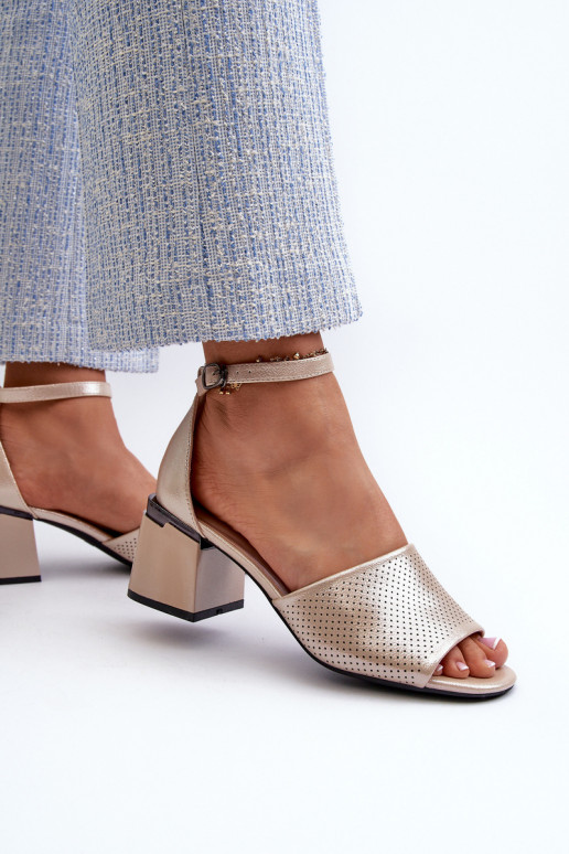 Sandali da donna con i tacchi in ecopelle colore dorato Horissa