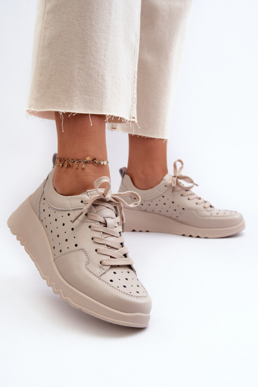 con elementi traforati Femminile Scarpe modello sneakers Su un cuneo pelle naturale beige S.Barski LR482