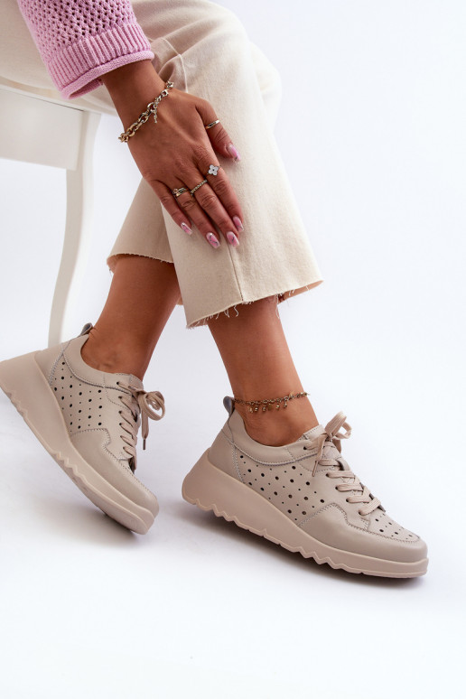 con elementi traforati Femminile Scarpe modello sneakers Su un cuneo pelle naturale beige S.Barski LR482