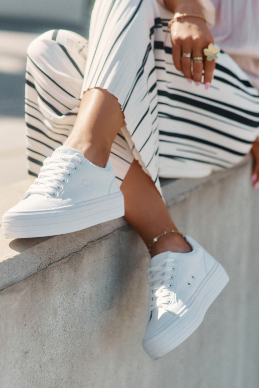 Eko Pelle Scarpe per il tempo libero con una piattaforma Big Star RR274298 Colore bianco