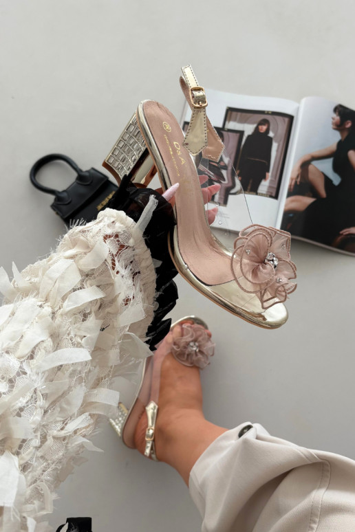 sandali con i tacchi con ornamenti D&A MR52-238 colore dorato