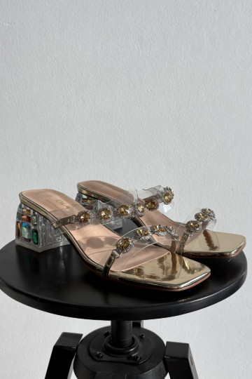 Ciabatte da donna con dettagli brillanti D&A MR1037-02, color oro
