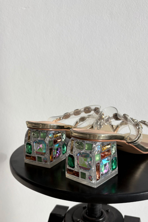 Pantofole da donna con gli occhi lucenti D&A MR1037-02 colore dorato