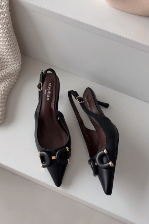 Sandali da donna con tacchi sottili Con decorazioni Detalem colore nero Brienne