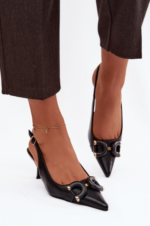 Sandali da donna con tacchi sottili Con decorazioni Detalem colore nero Brienne