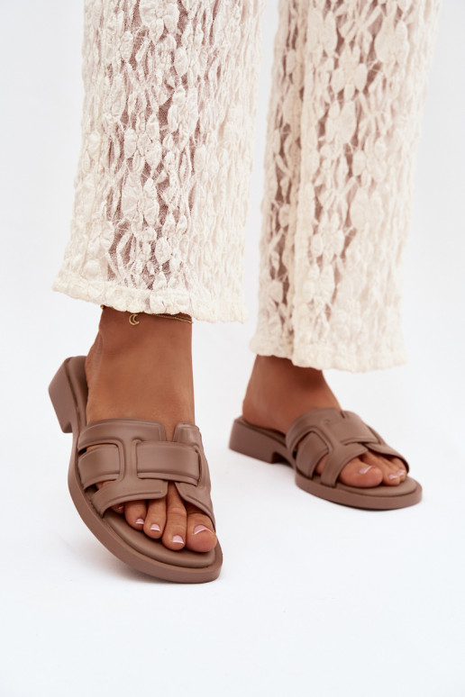 Pantofole da donna con tacchi larghi beige Lorania