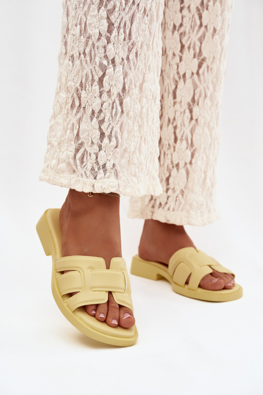 Pantofole da donna con tacchi larghi colore giallo Lorania