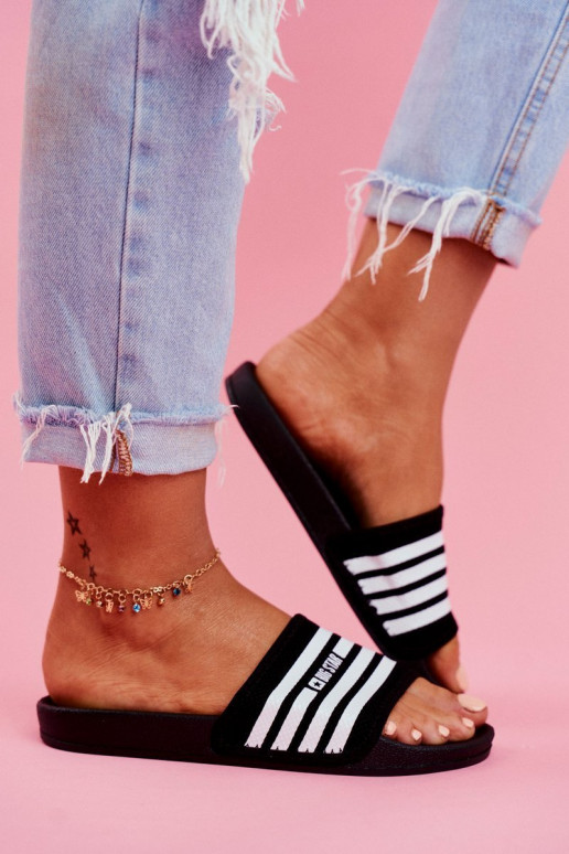 Pantofole da donna Big Star FF274A353 colore nero