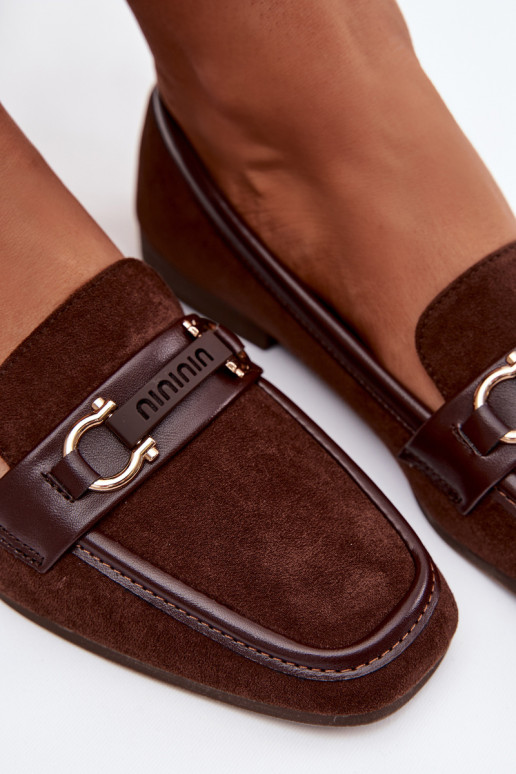 Mocassini da donna con elementi decorativi, colore cioccolato Evelora