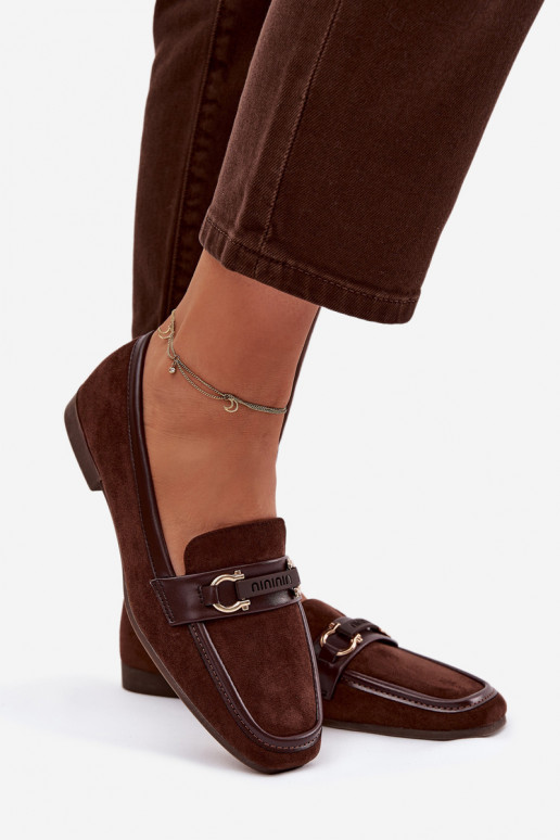 Mocassini da donna con elementi decorativi, colore cioccolato Evelora