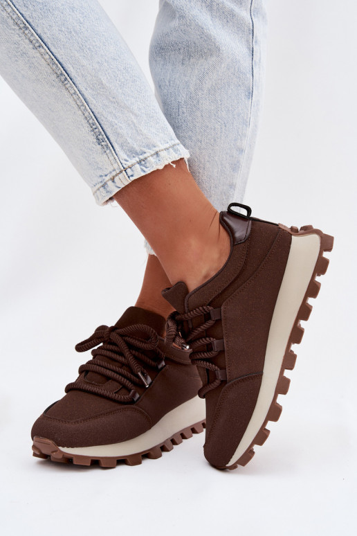 scarpe da ginnastica Scarpe modello sneakers con una piattaforma CzekoladoAe Riadella