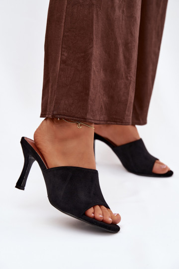 Infradito da donna con tacco sottile in suede sintetico nere Isolia 2