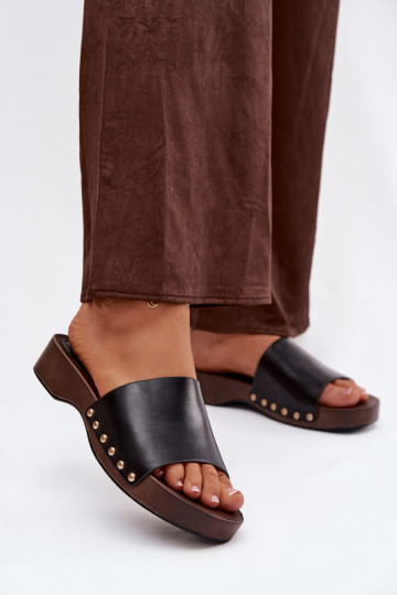 Pantofole da donna Ze colore doratomi Borchie colore nero Terissa