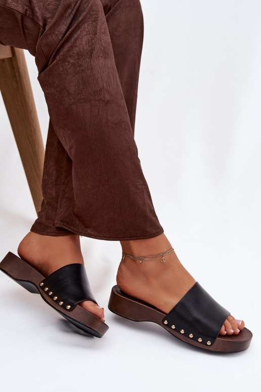 Pantofole da donna Ze colore doratomi Borchie colore nero Terissa