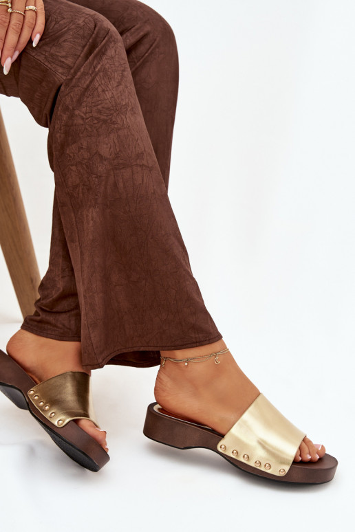 Pantofole da donna con rivetti colore dorato Terissa