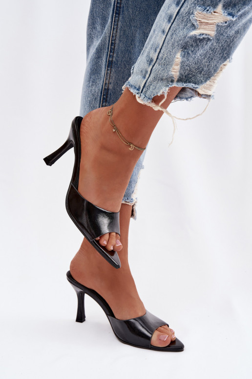 con effetto vernice Pantofole da donna con i tacchi colore nero Lirissa