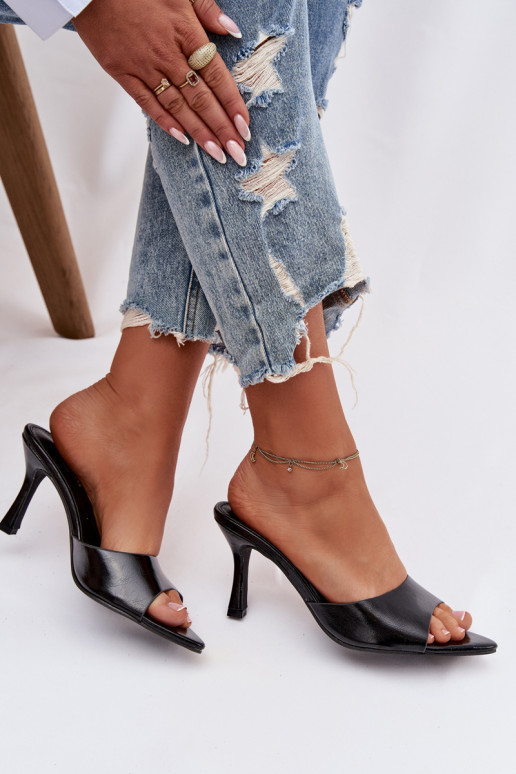 con effetto vernice Pantofole da donna con i tacchi colore nero Lirissa