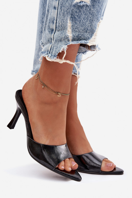 con effetto vernice Pantofole da donna con i tacchi colore nero Lirissa