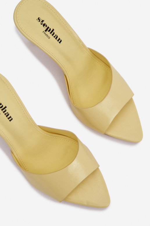 con effetto vernice Pantofole da donna con i tacchi colore giallo Lirissa