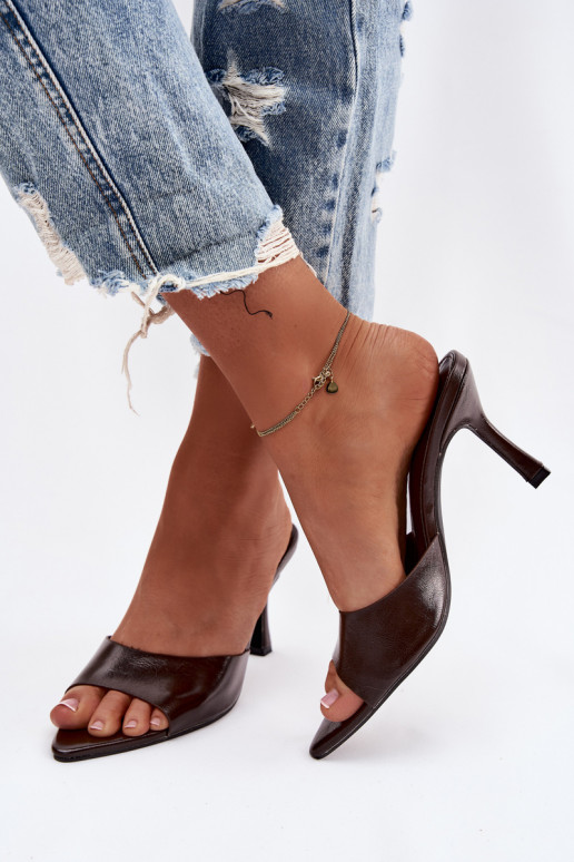 con effetto vernice Pantofole da donna con i tacchi CzekoladoAe Lirissa
