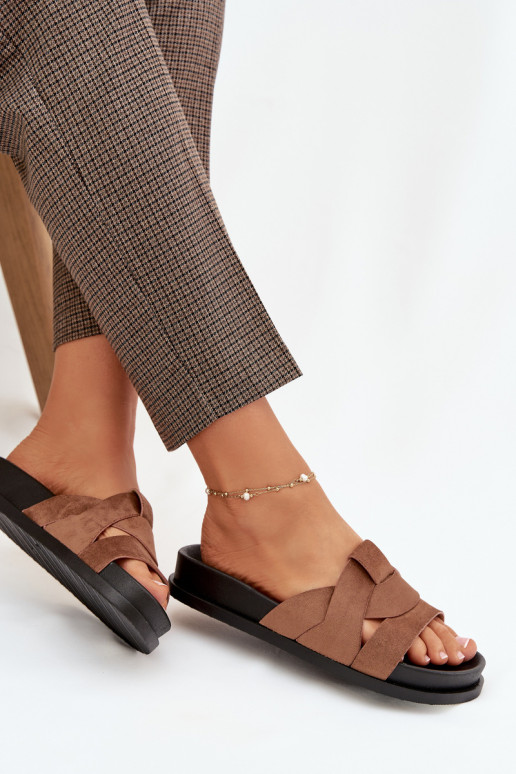 Pantofole da donna in ecopelle scamosciataoAe con strisce colore marrone Deverivessa