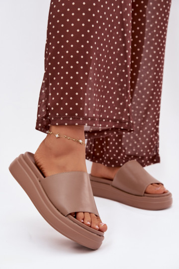 Pantofole da donna color sabbia con zeppa Tanelisse
