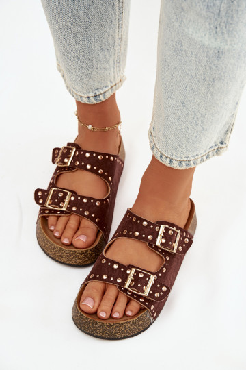 Pantofole da donna Ze colore doratomi con fibbiemi E borchie colore marrone Tervina