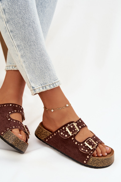 Pantofole da donna Ze colore doratomi con fibbiemi E borchie colore marrone Tervina