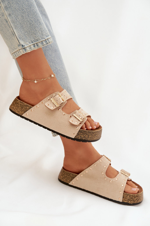 Pantofole da donna Ze colore doratomi con fibbiemi E borchie colore avorio Tervina