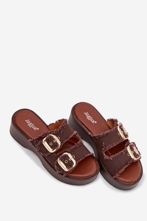 Pantofole da donna con una piattaforma Ze colore doratomi con fibbiemi CzekoladoAe Renelisse