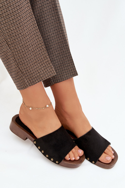 Pantofole da donna con tacchi larghi Ze colore doratomi Borchie colore nero Girella