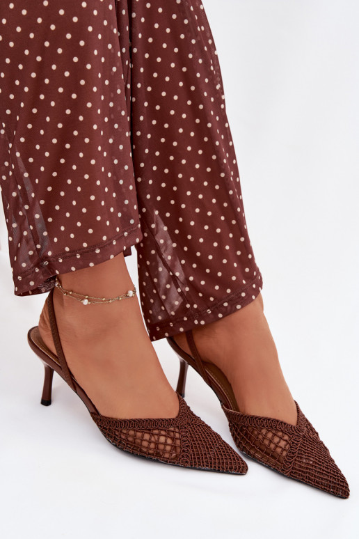 sandali con elementi traforati con tacchi sottili colore marrone Hanelis