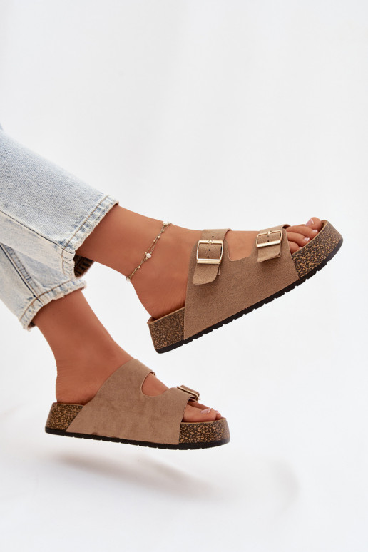 Pantofole da donna con una piattaforma Ze colore doratomi con fibbiemi beige Tovessa