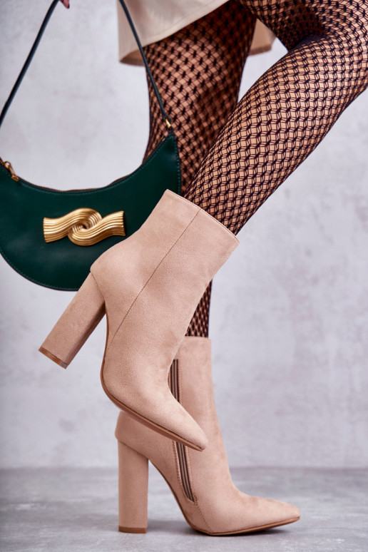 Stile elegante Stivali con tacco in pelle scamosciata beige Ettany