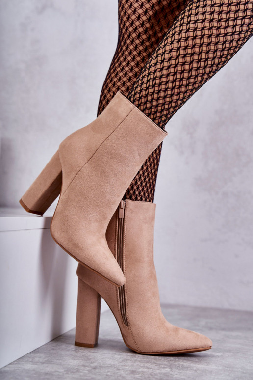 Stile elegante Stivali con tacco in pelle scamosciata beige Ettany