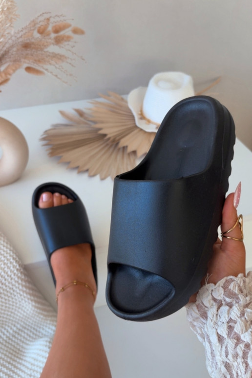 Pantofole nere da donna Olyria con piattaforma