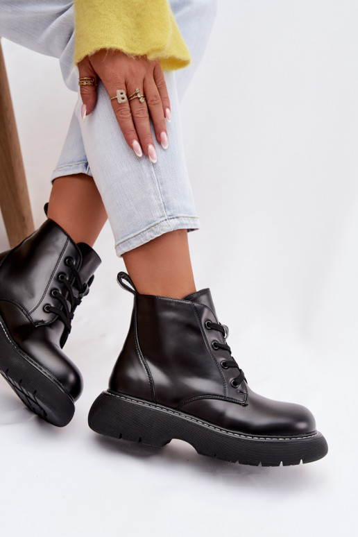 riscaldamento Stivali da donna con una piattaforma con lacci colore nero Harmine