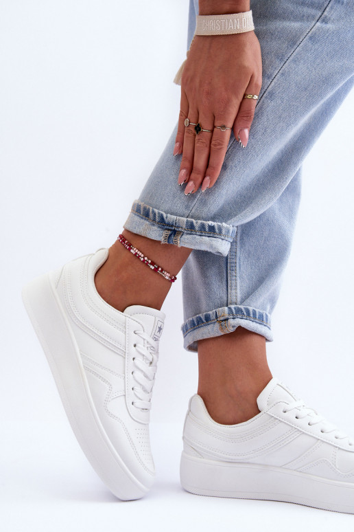 scarpe da ginnastica Femminile con una piattaforma Colore bianco Pudina