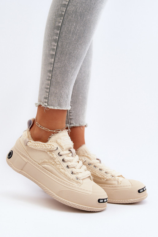 Femminile Scarpe modello sneakers GOE NN2N4060 beige