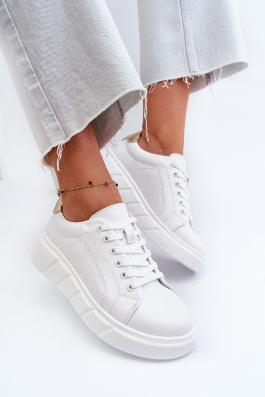 Pelle Scarpe modello sneakers Femminile con una piattaforma Colore bianco Danida