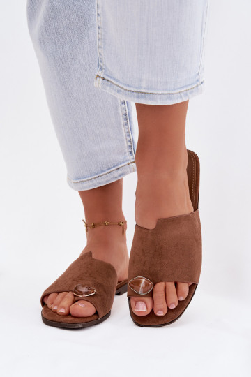 Pantofole basse da donna con dettagli decorativi in suede sintetico, color marrone, Selavine 2