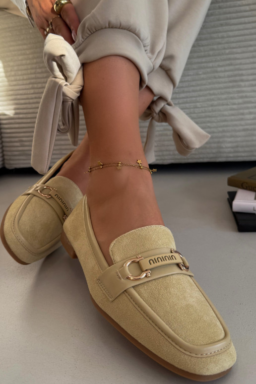 Mocassini da donna con elementi decorativi color giallo Evelora